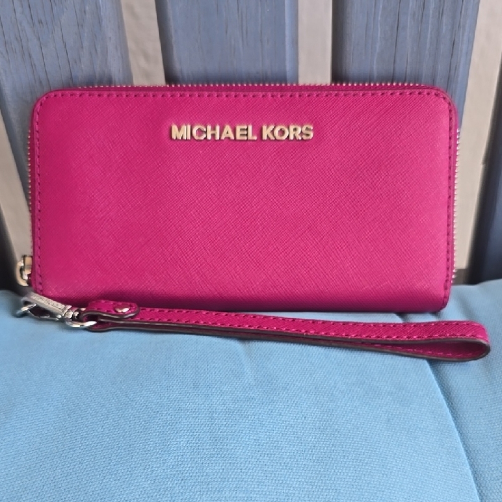 Michael Kors Fuchsia Wristlet Clutch